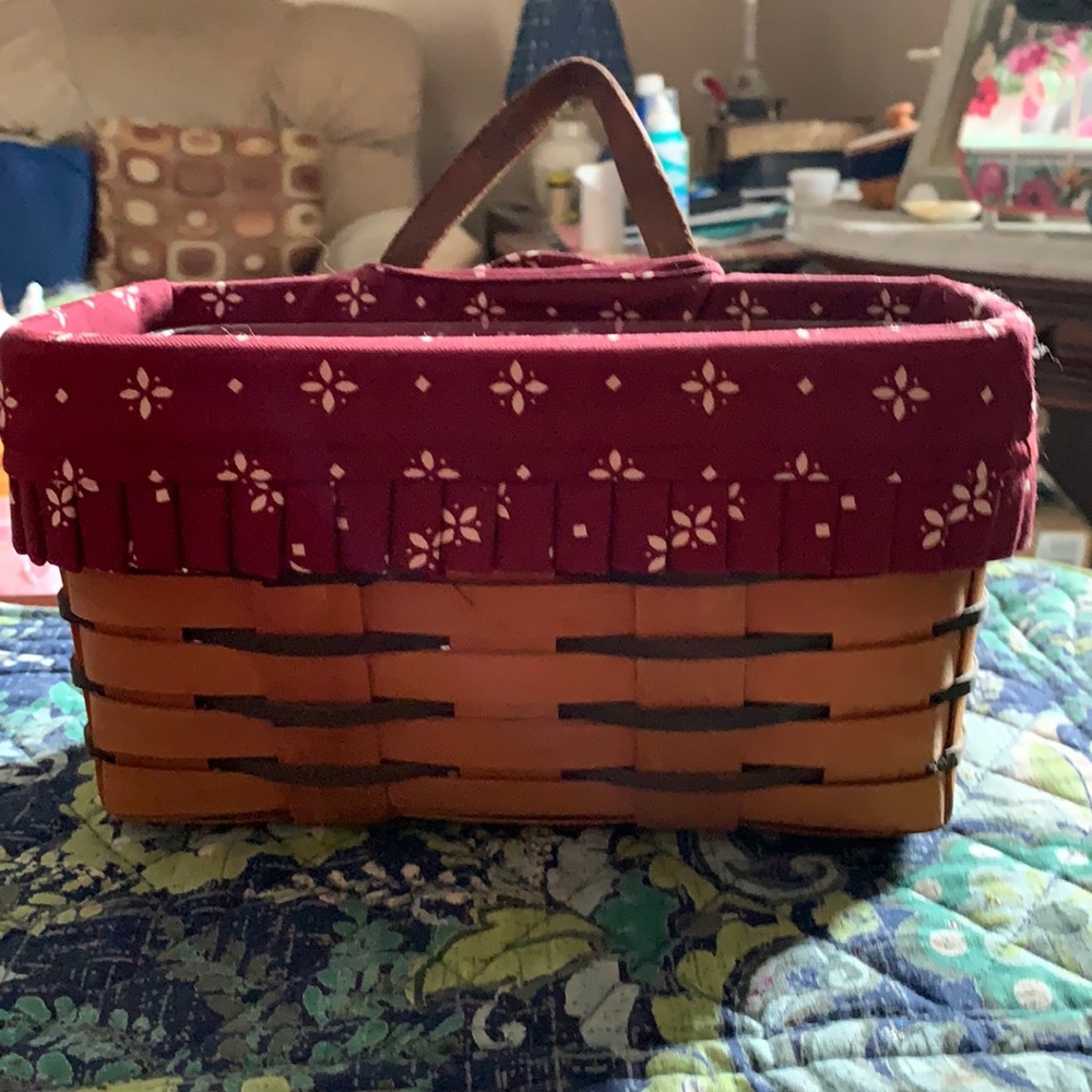 Longaberger Med Key Heartland with prot and liner.